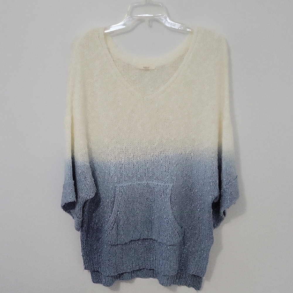 Easel Cream and Blue V-Neck Short Sleeve Sweater, Size S/M